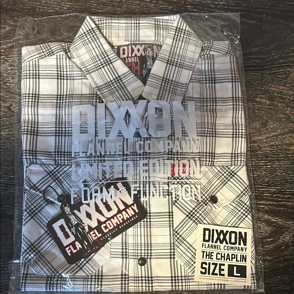 Dixxon flannel size lg The Chaplin